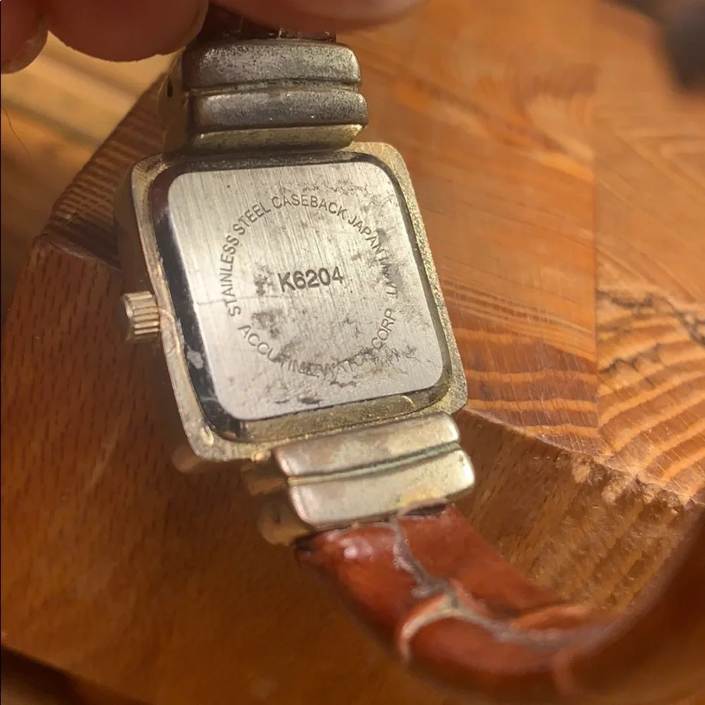 Vivani japan movement vintage bracelet watch